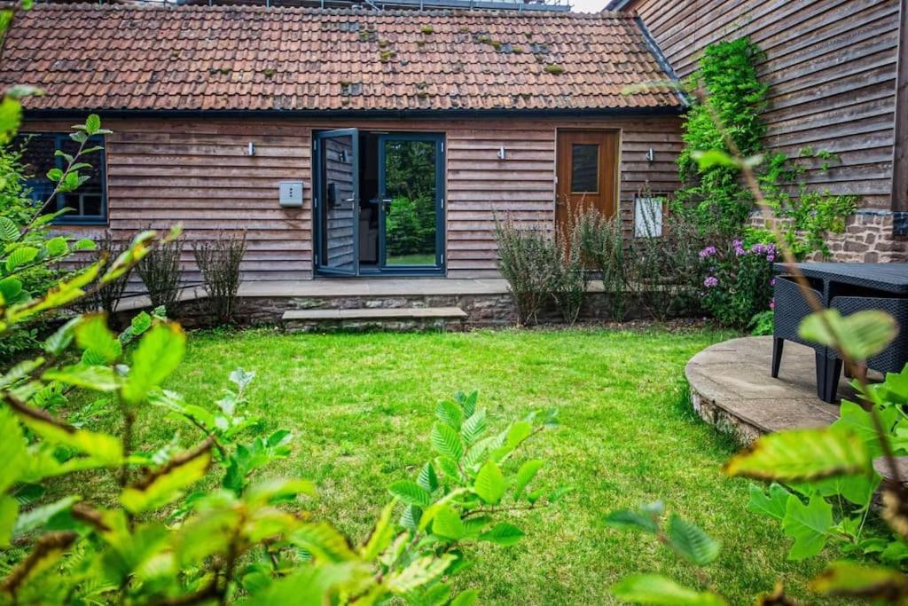 Cosy Cottage On Banks Of River Wye Foy Экстерьер фото