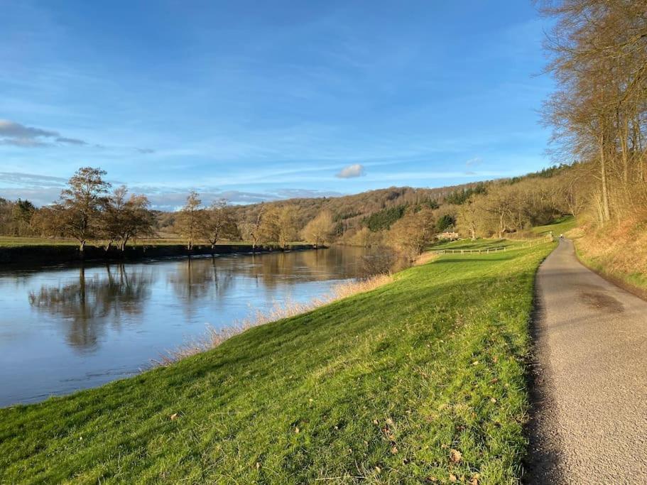 Cosy Cottage On Banks Of River Wye Foy Экстерьер фото